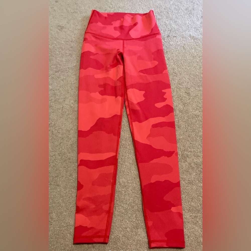 Aerie red camo leggings